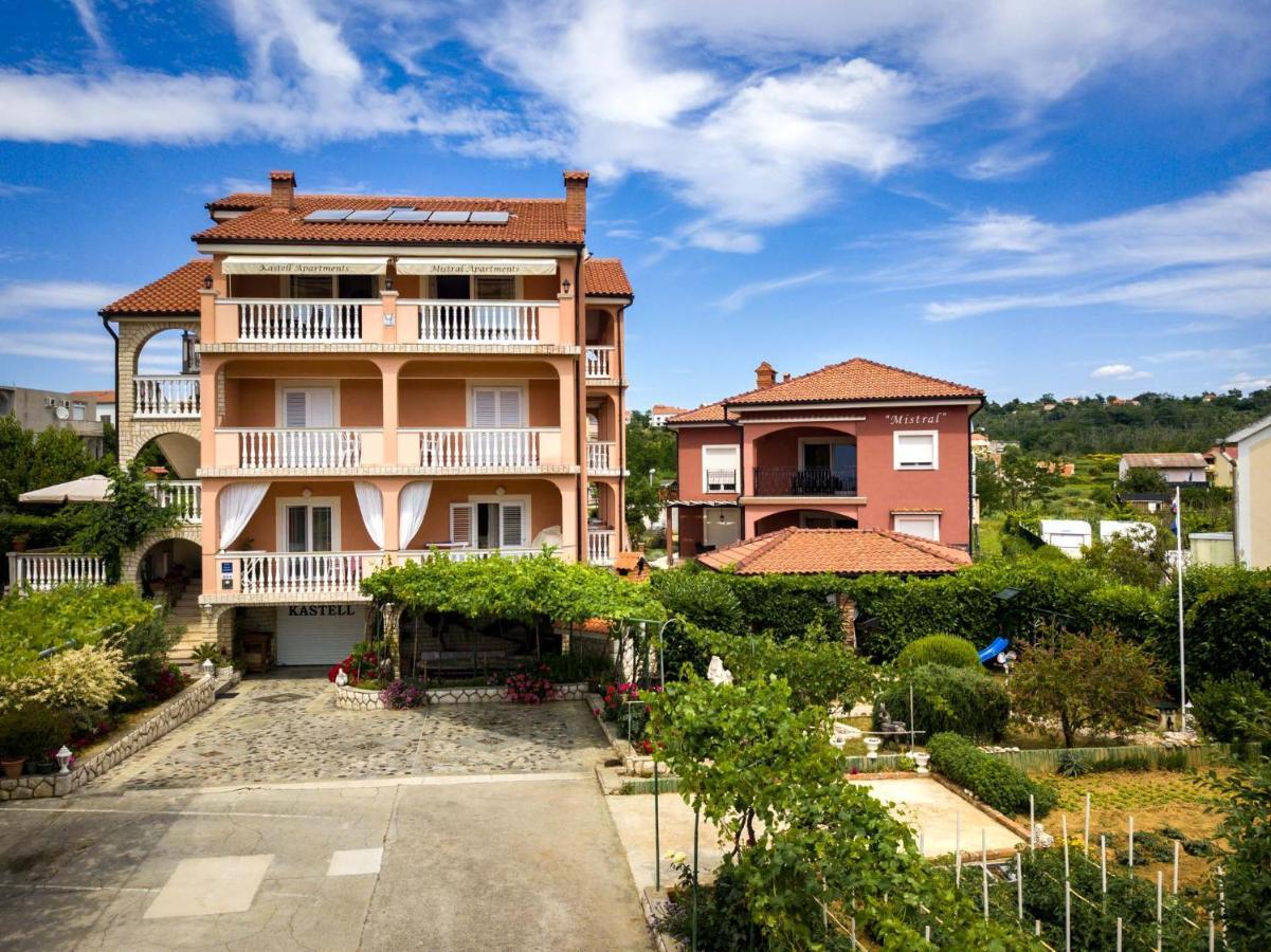 Kastell Apartments Lopar Exterior foto
